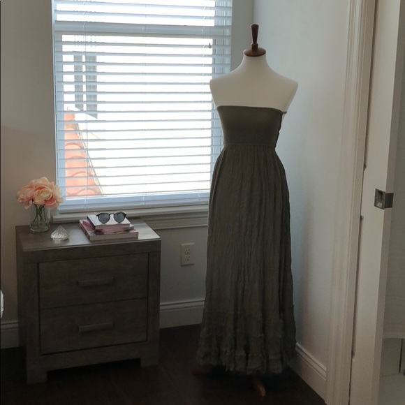 Lulus Dresses & Skirts - 🌱Beautiful Forest Green Maxi Dress🌱